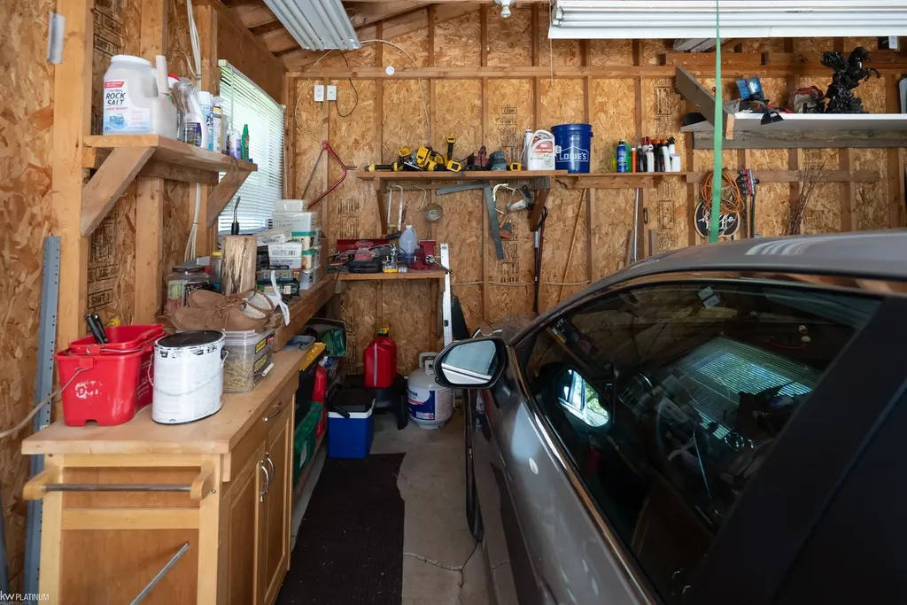 50511 Mille End Drive Utica City MI 48317