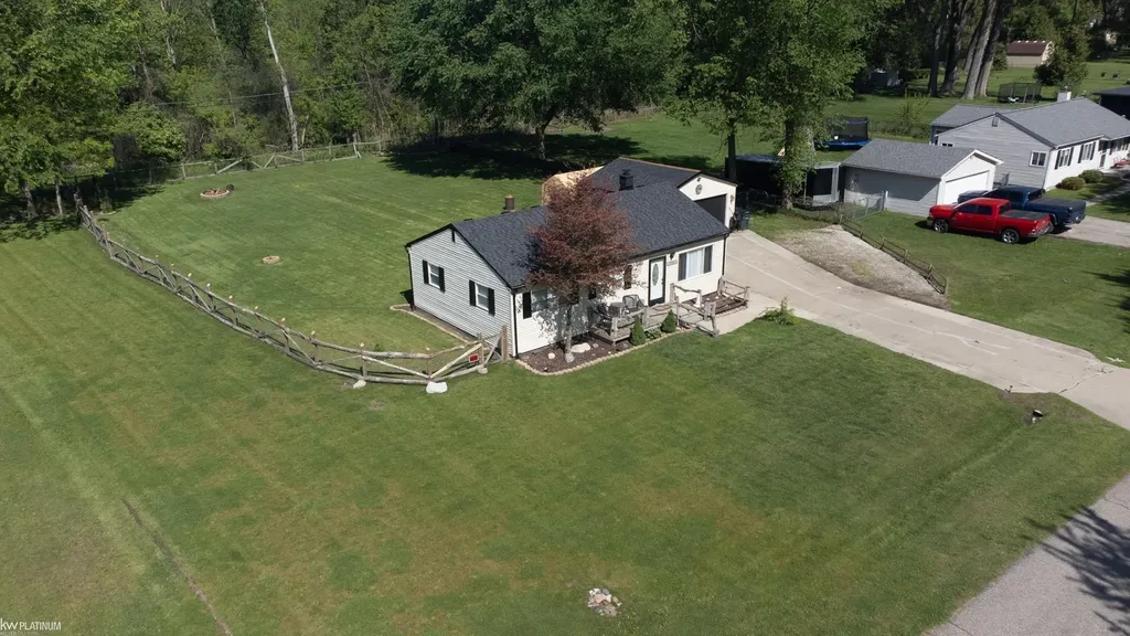 50511 Mille End Drive Utica City MI 48317