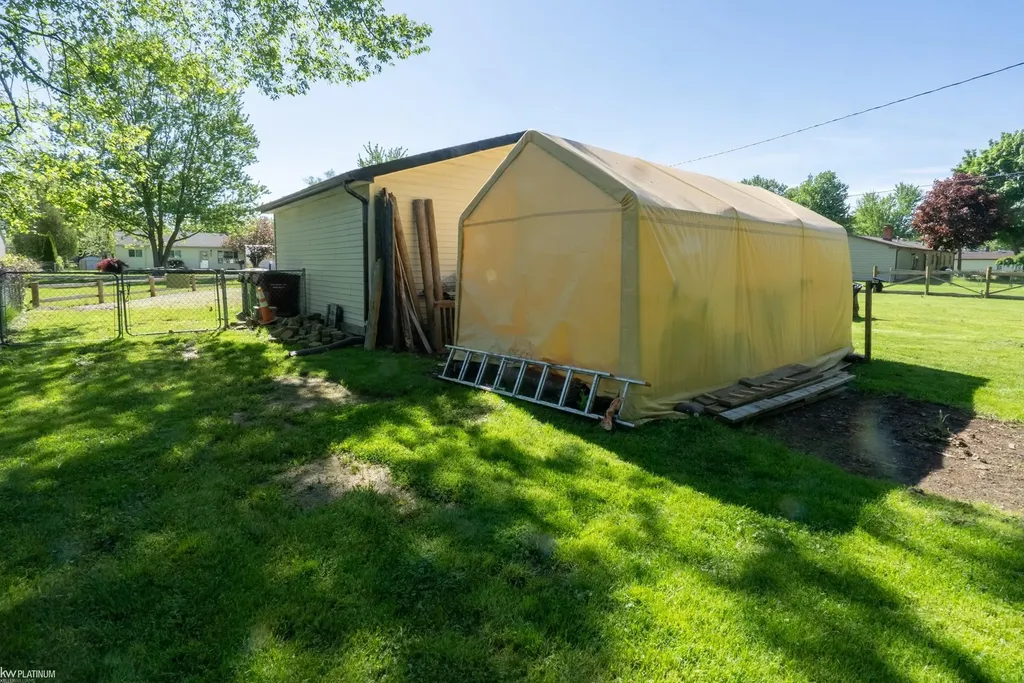 50511 Mille End Drive Utica City MI 48317