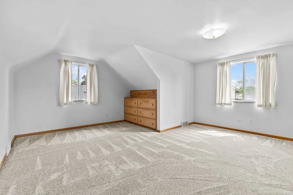 28400 Rosebriar Street St. Clair Shores City MI 48081