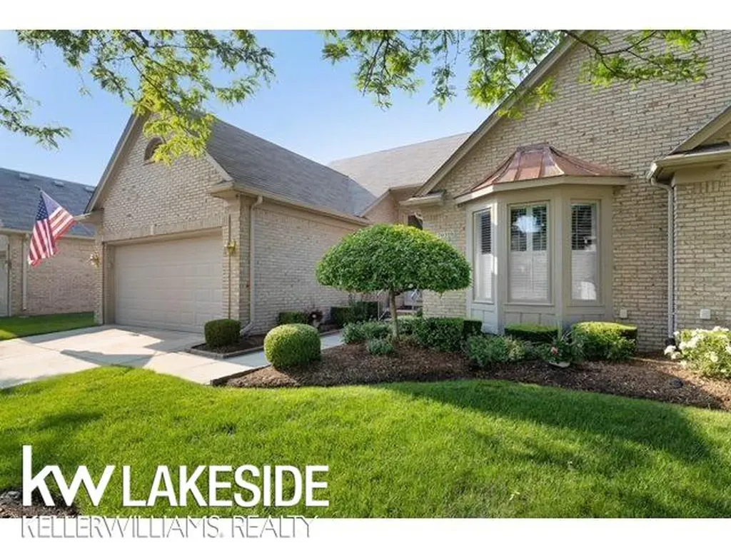 20359 Millville Drive Macomb Township MI 48044