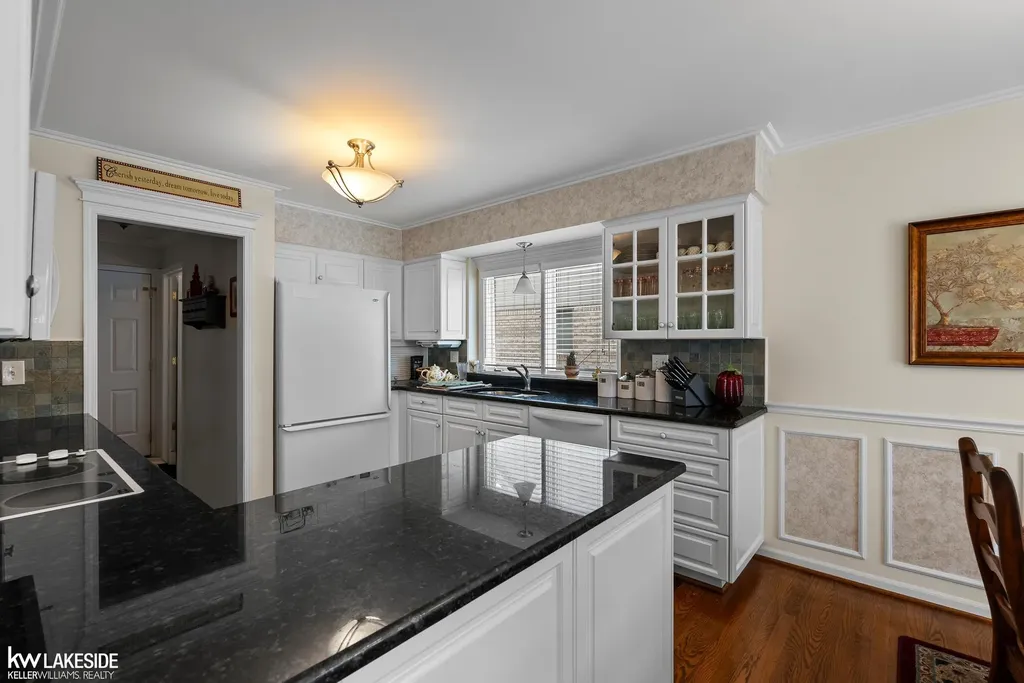 20359 Millville Drive Macomb Township MI 48044