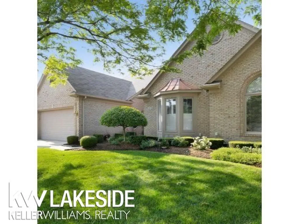 20359 Millville Drive Macomb Township MI 48044