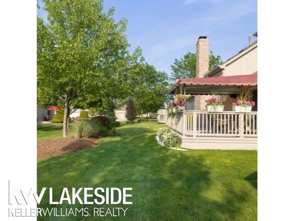 20359 Millville Drive Macomb Township MI 48044