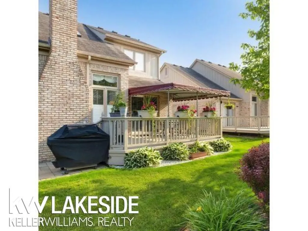 20359 Millville Drive Macomb Township MI 48044