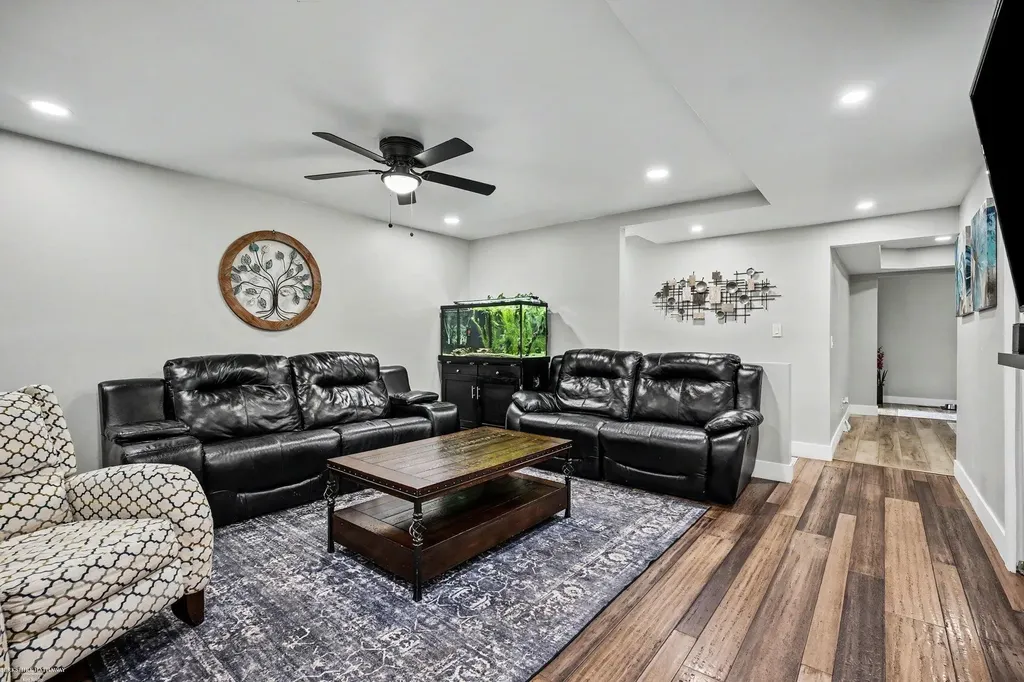 35357 Bobcean Road Clinton Charter Township MI 48035