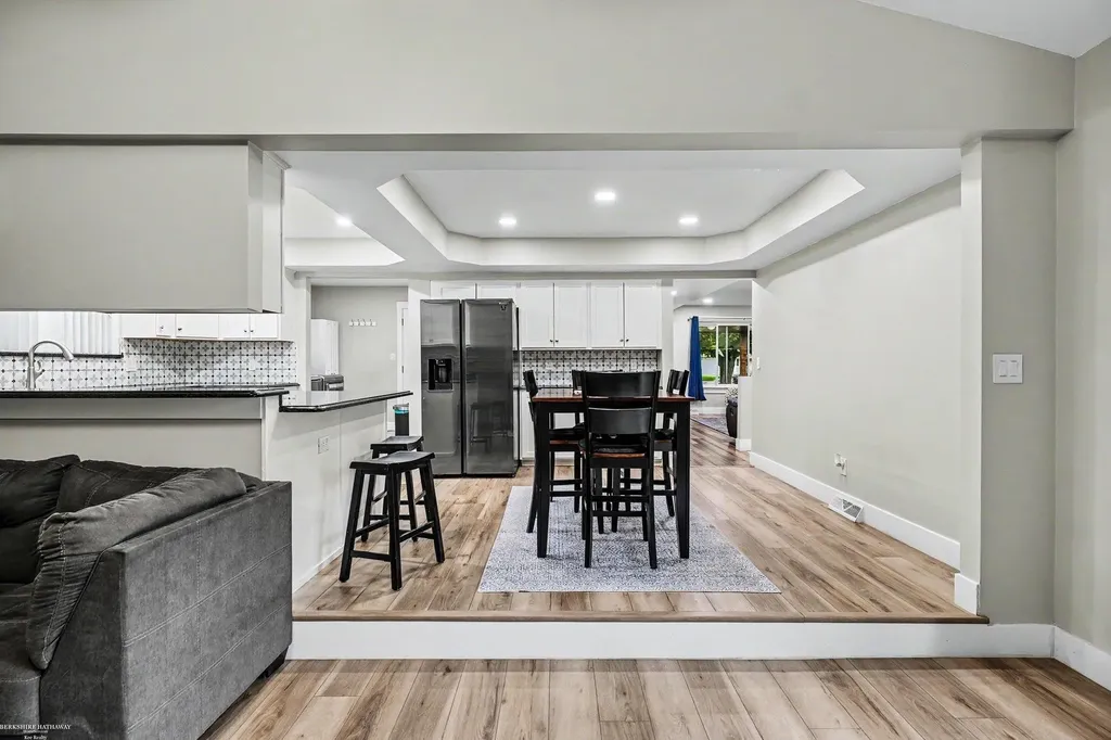 35357 Bobcean Road Clinton Charter Township MI 48035