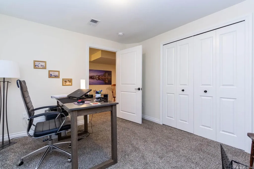 27489 Maryjane Lane W Chesterfield Township MI 48047