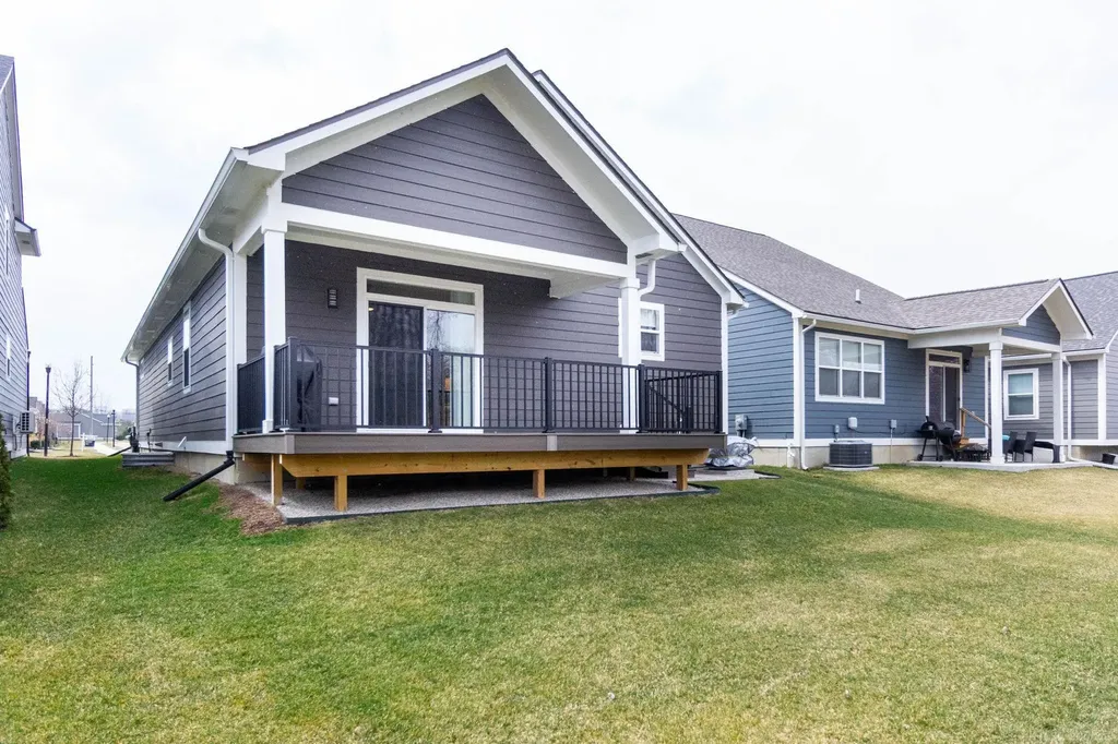 27489 Maryjane Lane W Chesterfield Township MI 48047
