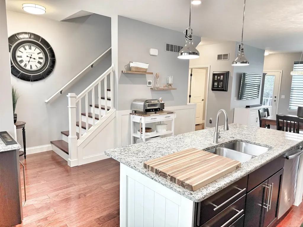 3084 Kilmer Street Troy City MI 48083