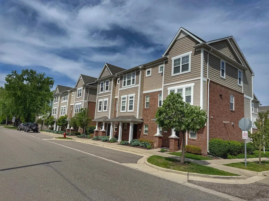 3084 Kilmer Street Troy City MI 48083