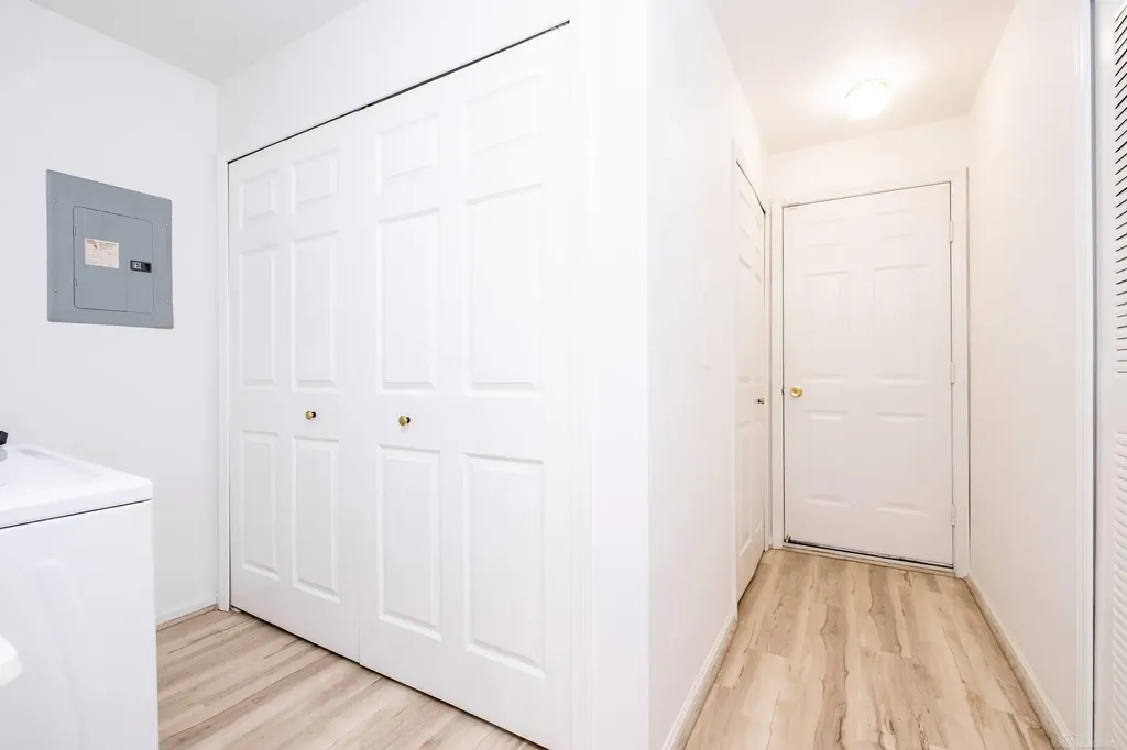 16412 Claremont Drive Clinton Charter Township MI 48038