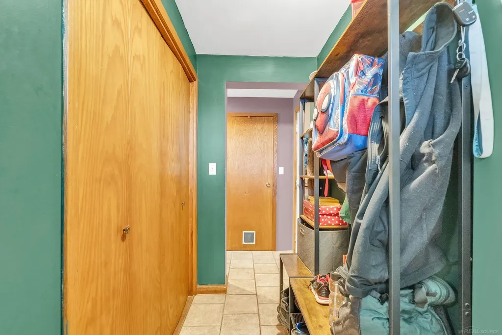 4394 Deckerville Road Marion Township MI 48427