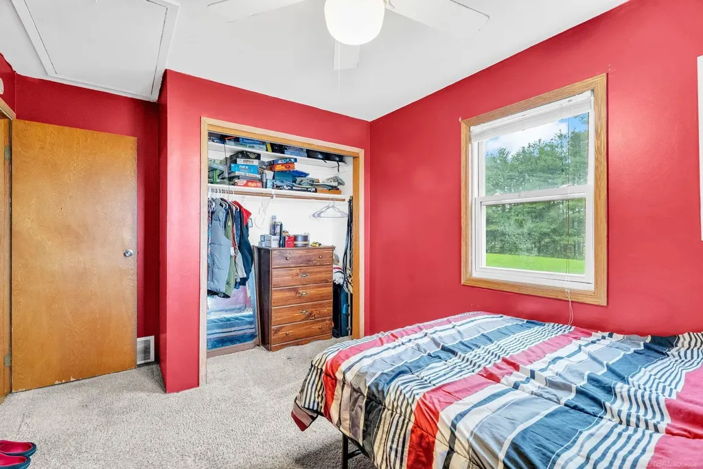 4394 Deckerville Road Marion Township MI 48427