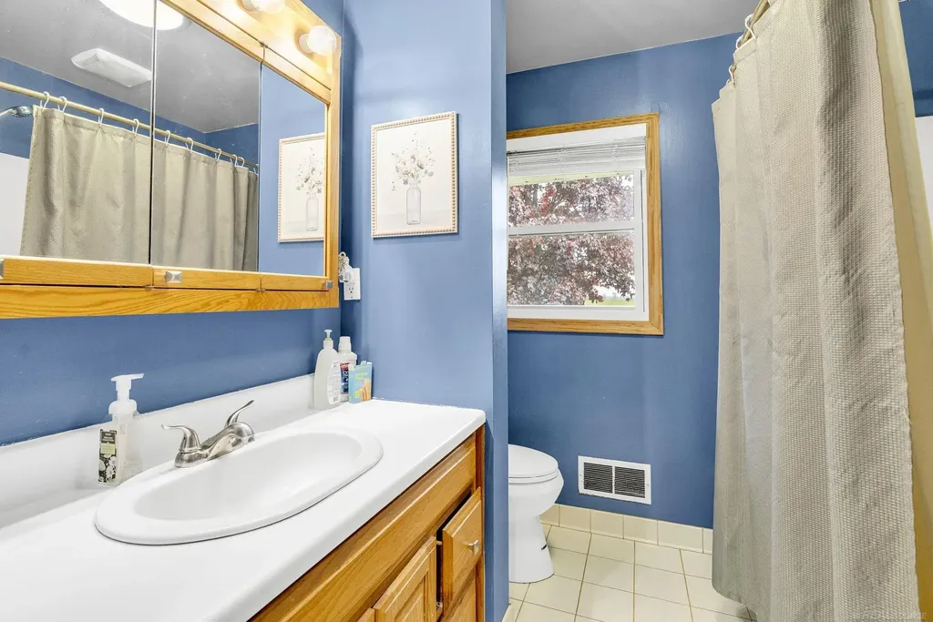 4394 Deckerville Road Marion Township MI 48427