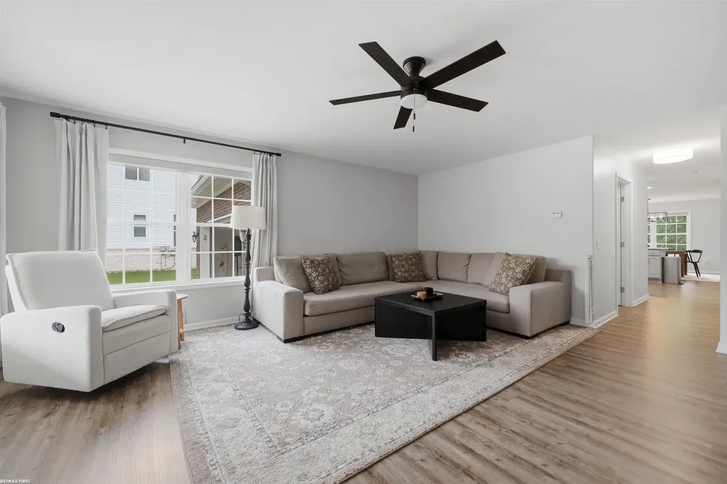11883 Liberty Woods Drive Washington Township MI 48094