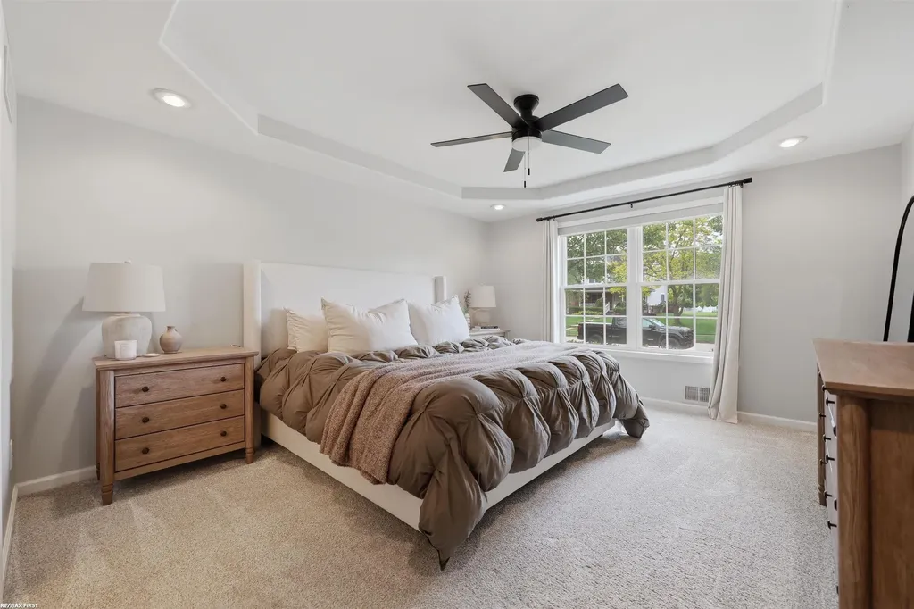 11883 Liberty Woods Drive Washington Township MI 48094
