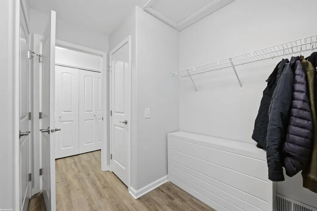 11883 Liberty Woods Drive Washington Township MI 48094
