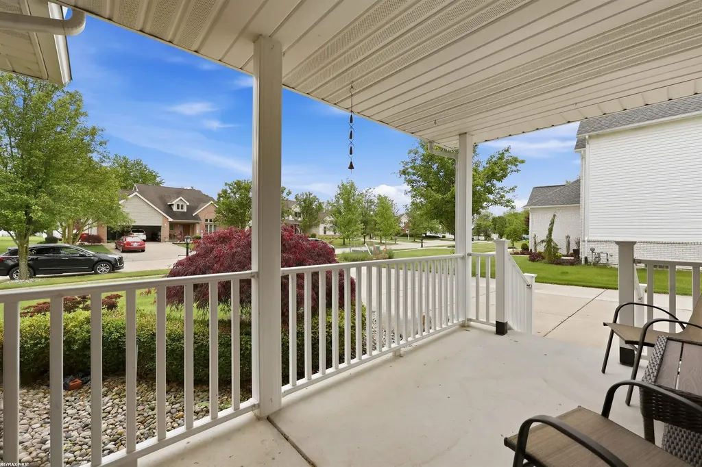 11883 Liberty Woods Drive Washington Township MI 48094