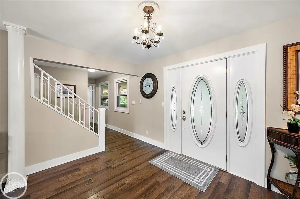 88 Aspinwall Drive Troy City MI 48098