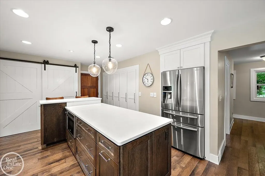 88 Aspinwall Drive Troy City MI 48098
