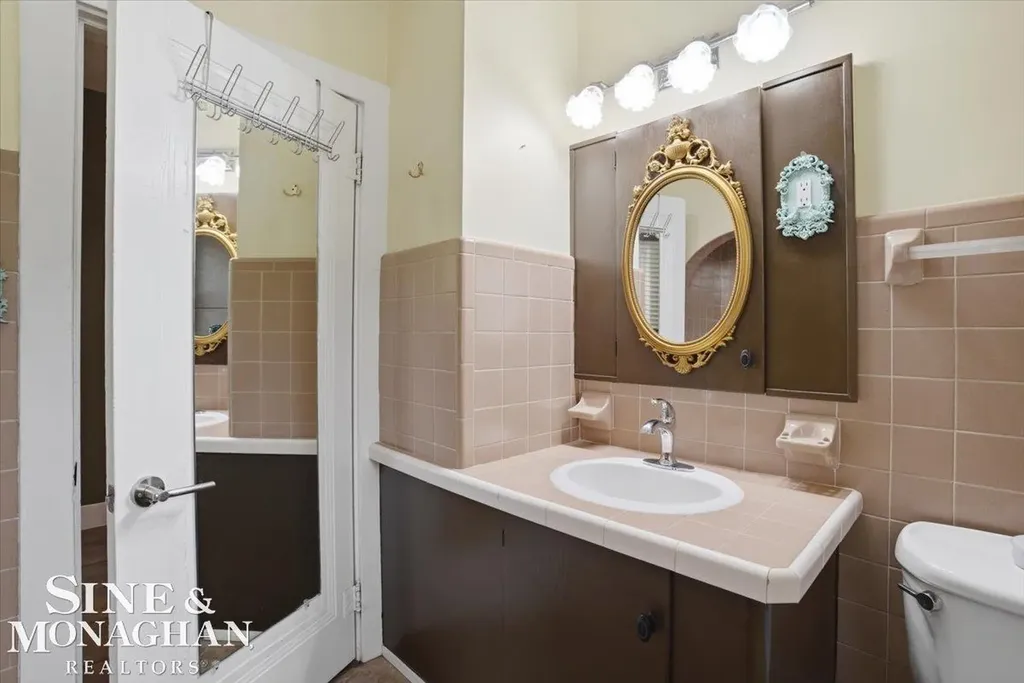 4055 Elaine Avenue Port Huron Charter Township MI 48060