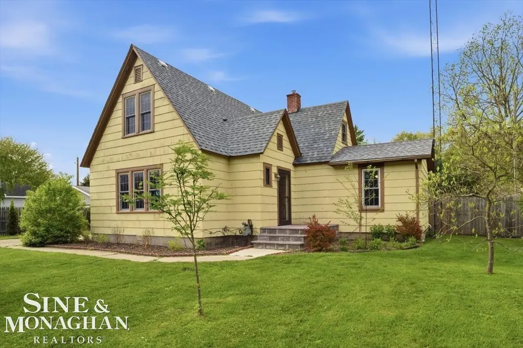4055 Elaine Avenue Port Huron Charter Township MI 48060
