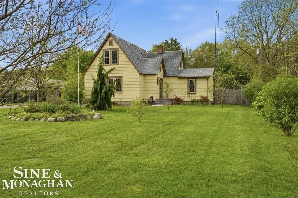 4055 Elaine Avenue Port Huron Charter Township MI 48060