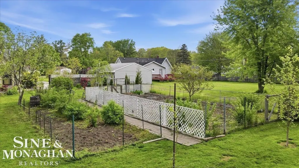 4055 Elaine Avenue Port Huron Charter Township MI 48060