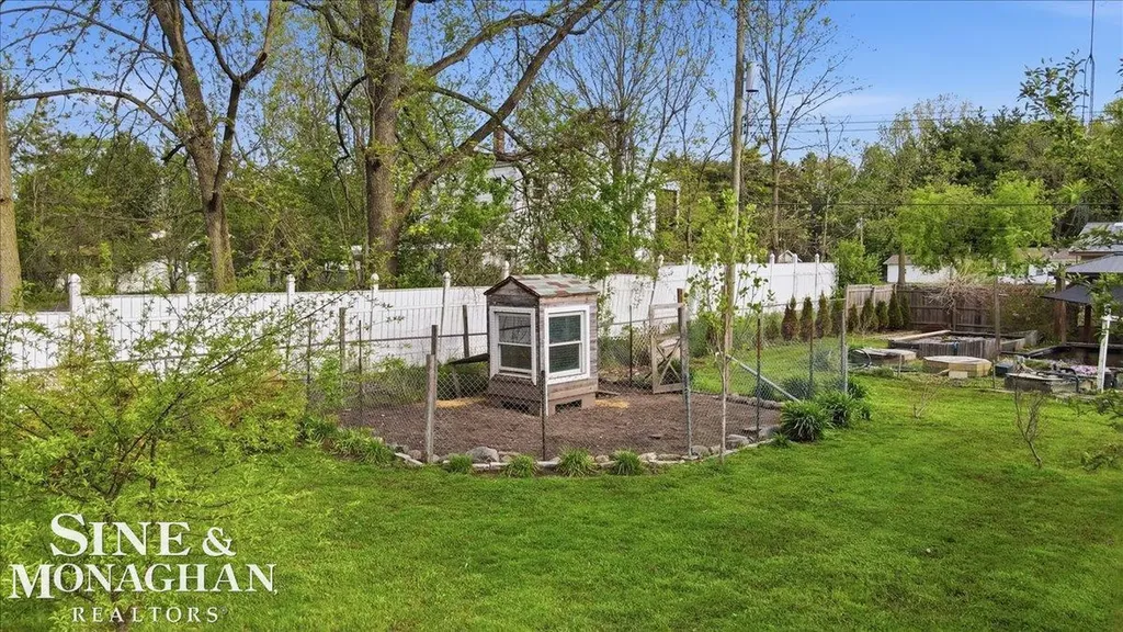 4055 Elaine Avenue Port Huron Charter Township MI 48060