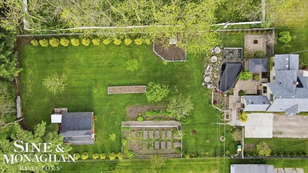 4055 Elaine Avenue Port Huron Charter Township MI 48060