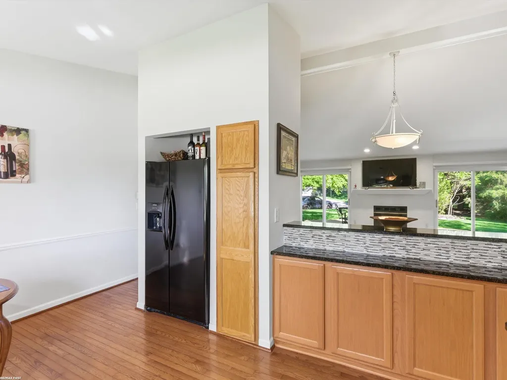 2250 Highsplint Drive Rochester Hills City MI 48307