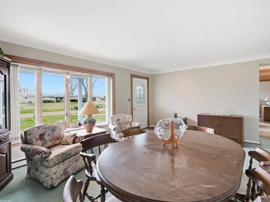 41589 Windmill Street Harrison Charter Township MI 48045