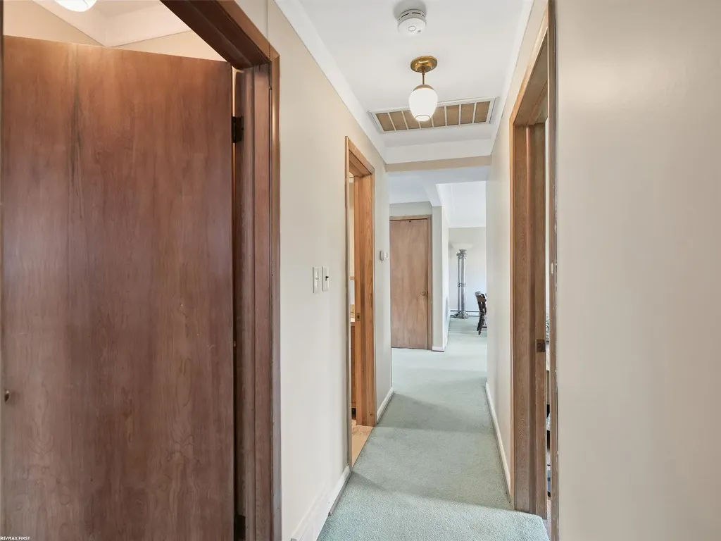 41589 Windmill Street Harrison Charter Township MI 48045