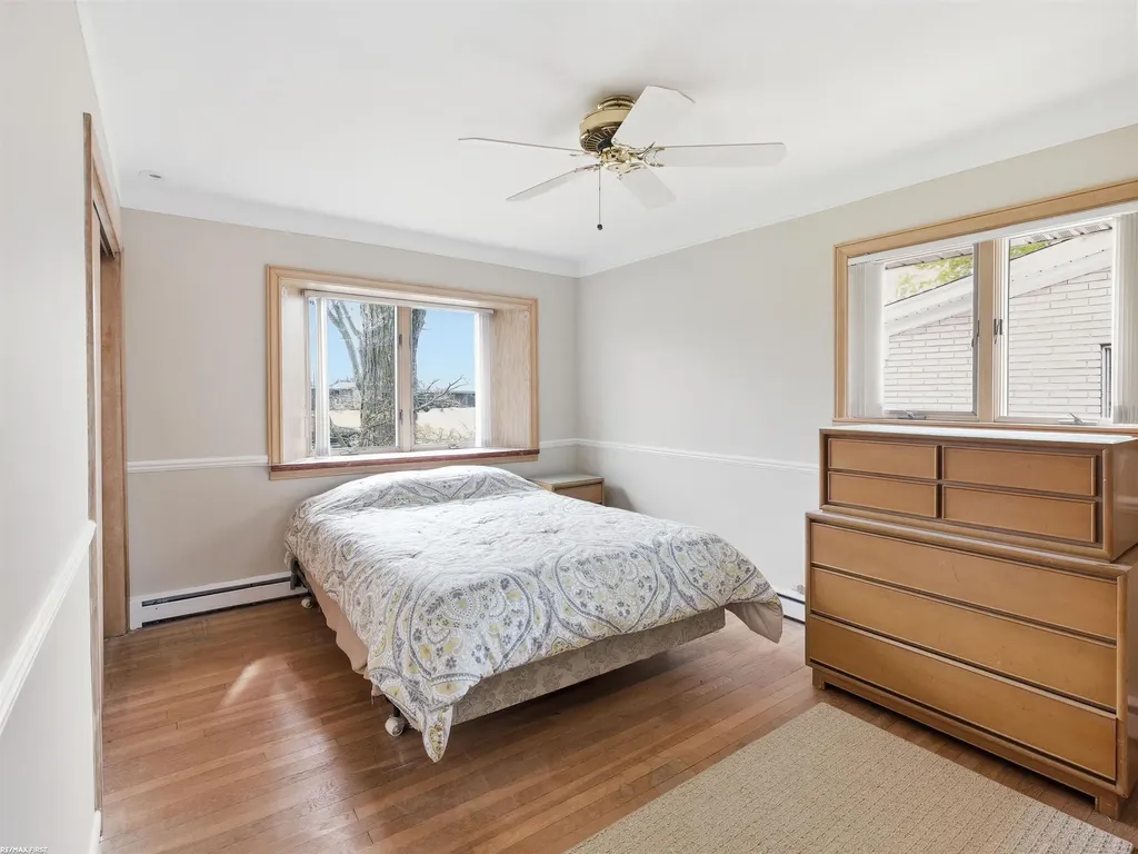 41589 Windmill Street Harrison Charter Township MI 48045