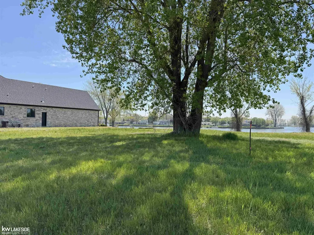 9967 Sunset Boulevard Caseville Township MI 48755
