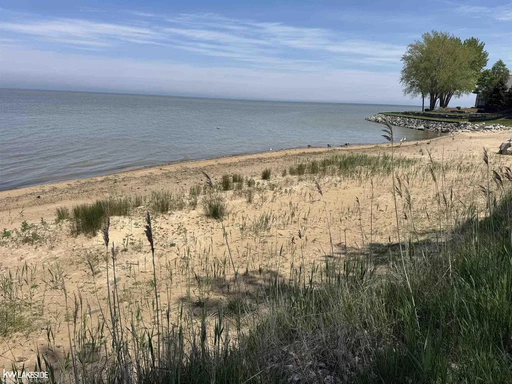 9967 Sunset Boulevard Caseville Township MI 48755