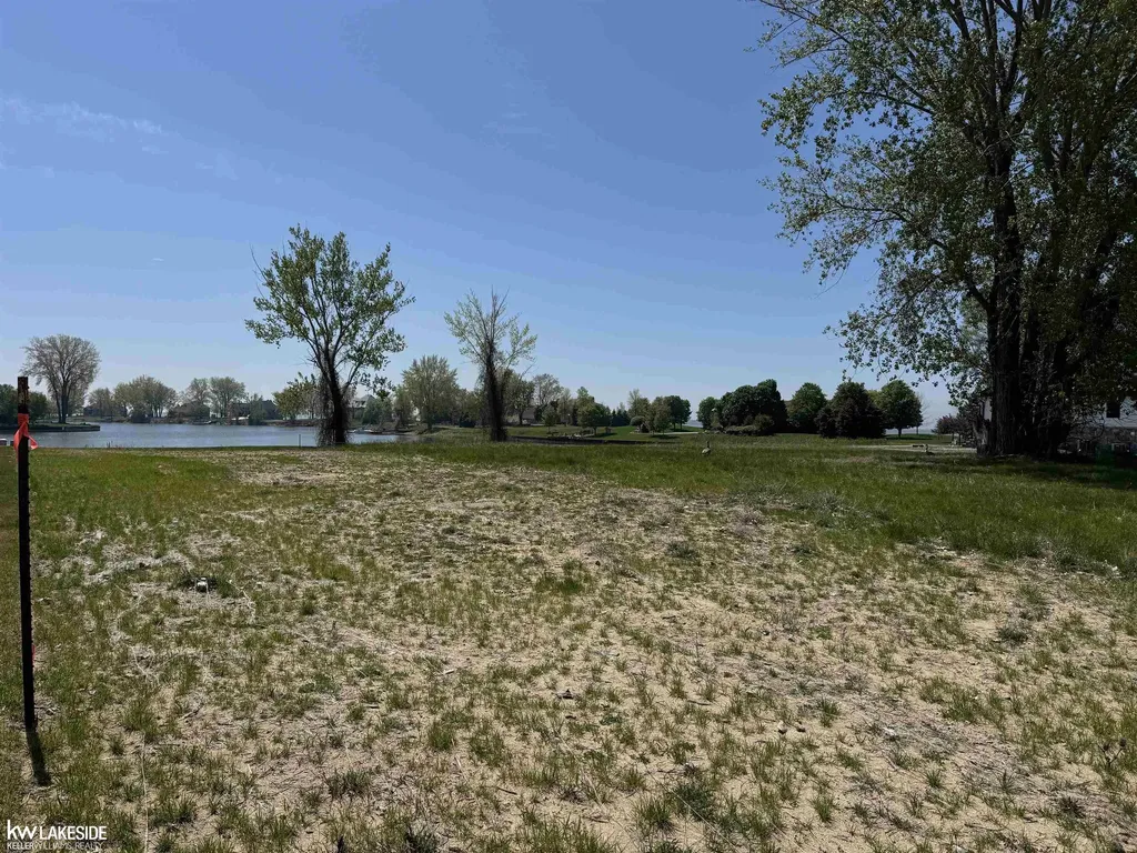 9967 Sunset Boulevard Caseville Township MI 48755