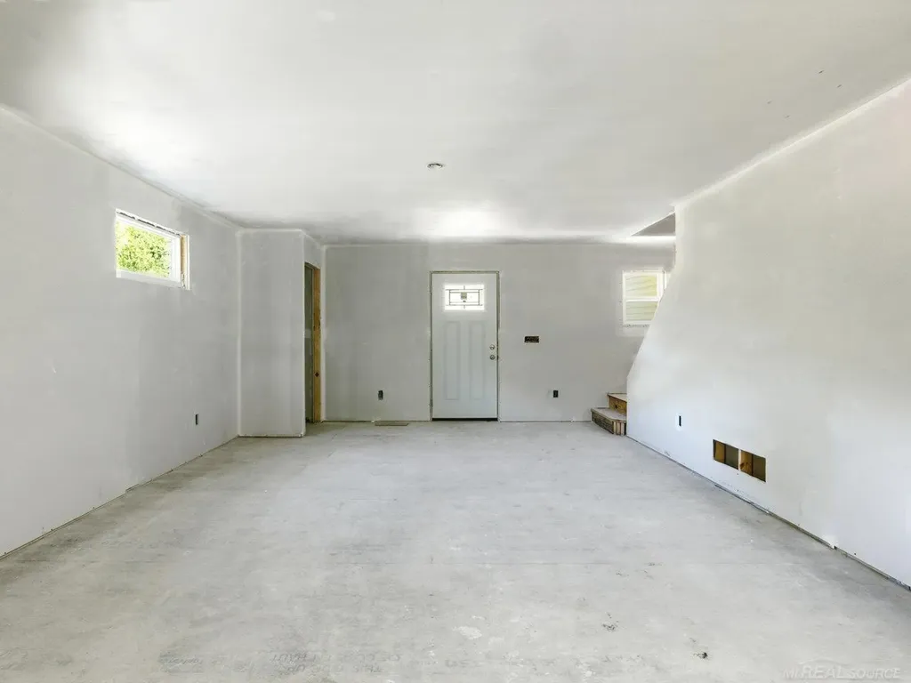 3203 Fruit Street Clay Township MI 48001