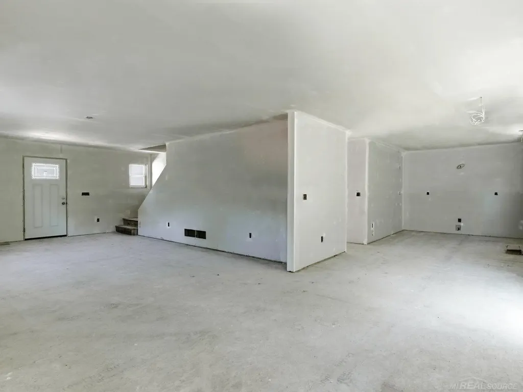 3203 Fruit Street Clay Township MI 48001