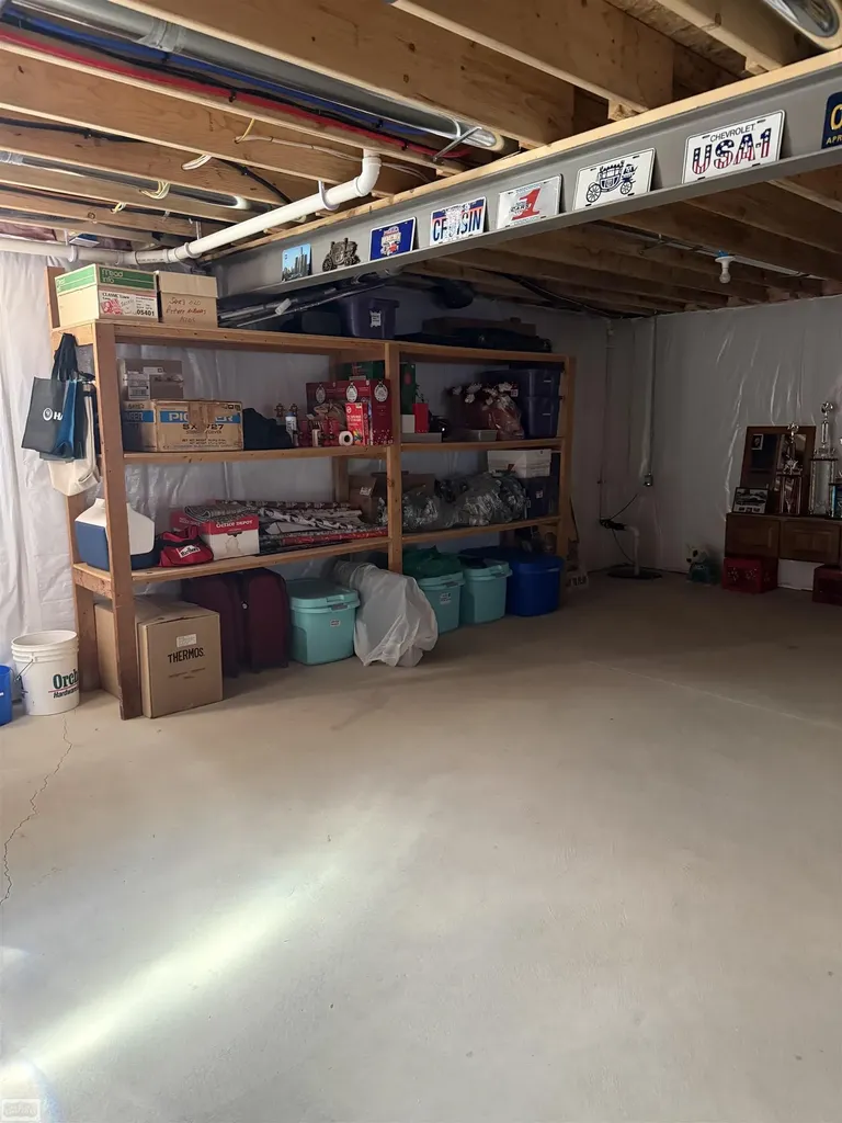 55103 Saint Paul Drive Macomb Township MI 48042