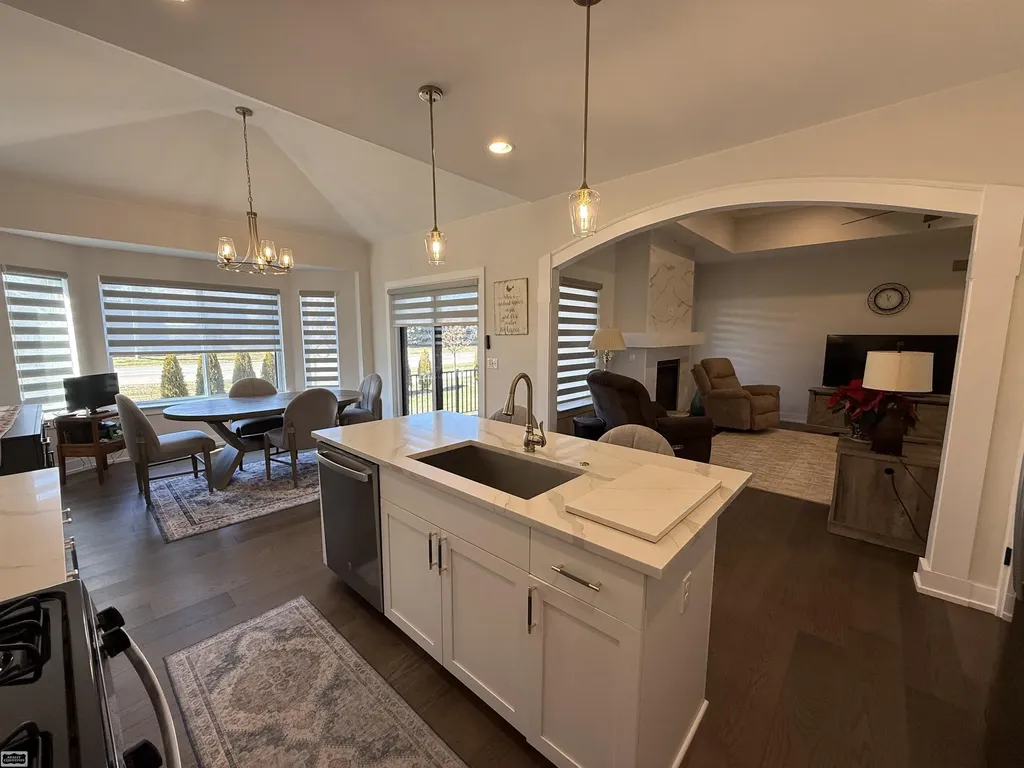 55103 Saint Paul Drive Macomb Township MI 48042