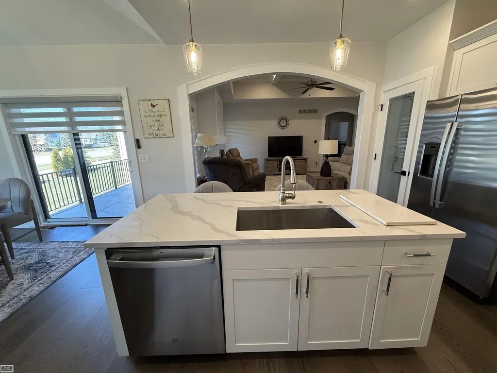 55103 Saint Paul Drive Macomb Township MI 48042