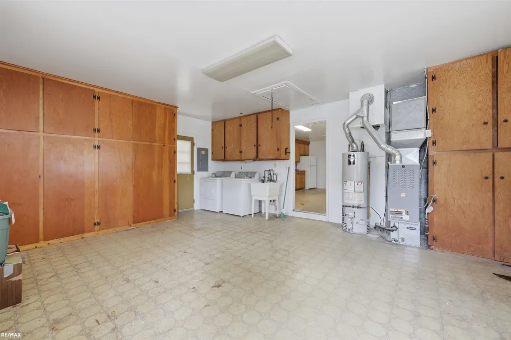 52647 Brentwood Drive Shelby Charter Township MI 48316