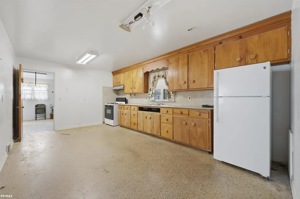 52647 Brentwood Drive Shelby Charter Township MI 48316