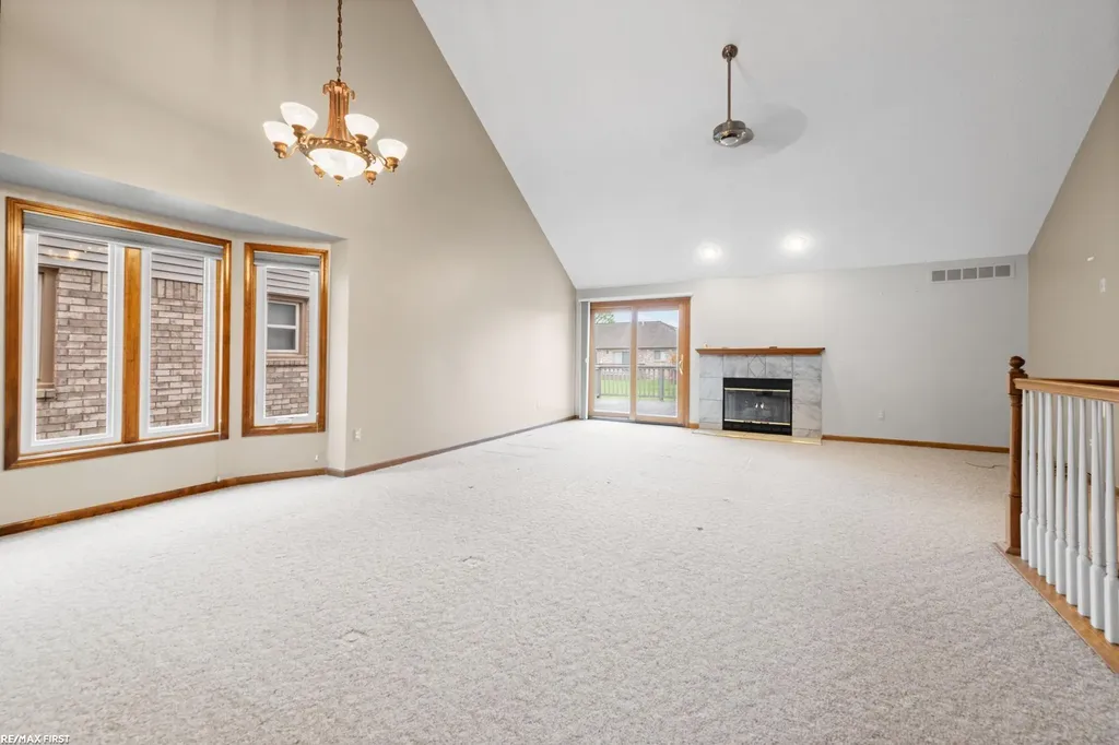 20070 Ridgeway Court Clinton Charter Township MI 48038