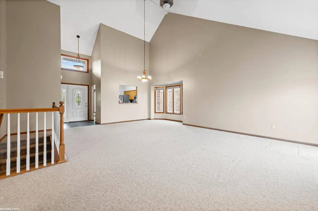 20070 Ridgeway Court Clinton Charter Township MI 48038