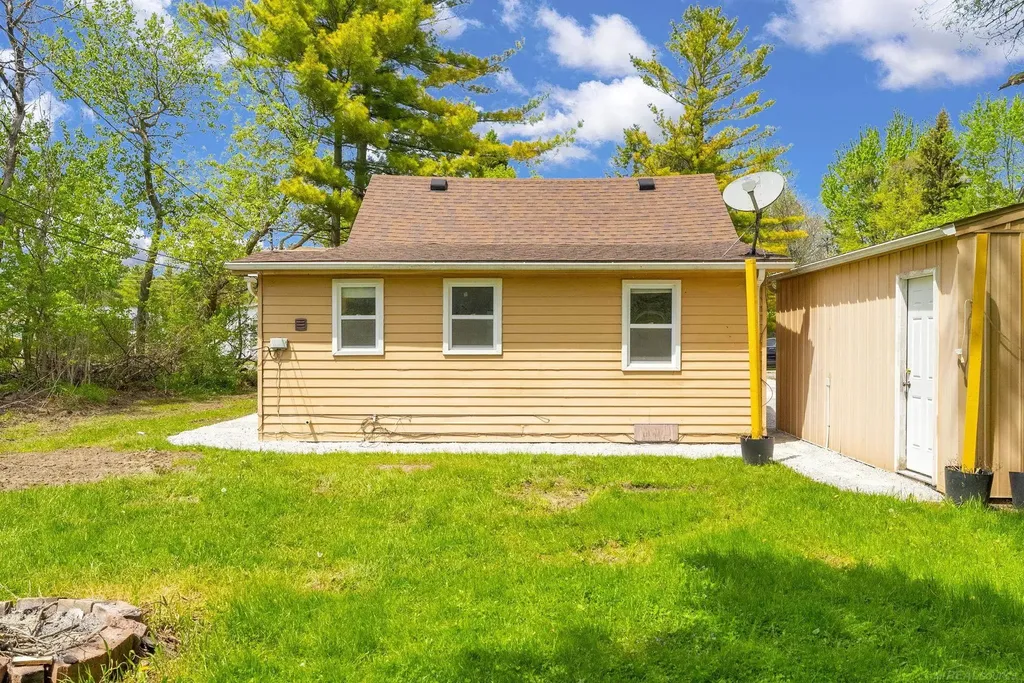 7224 Park Street Lexington Township MI 48450