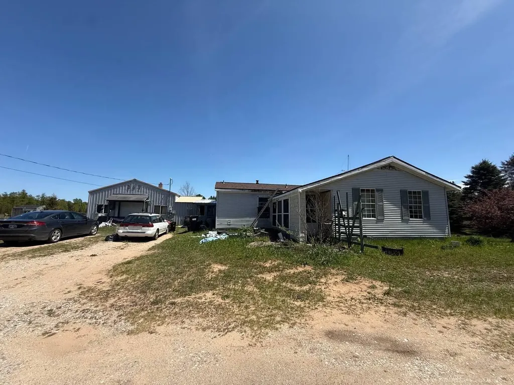 397 S Pioneer Road Homestead Township MI 49617