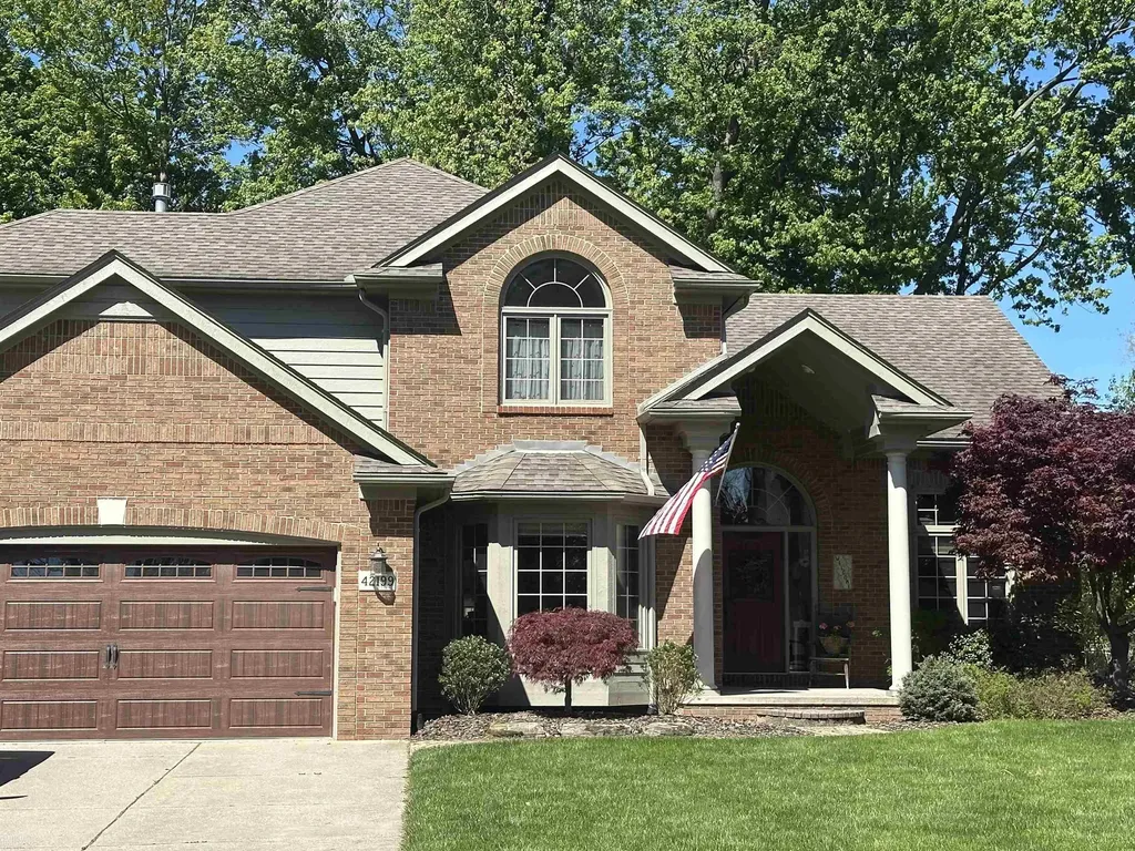 42199 Kyle Drive Clinton Charter Township MI 48038